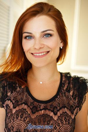 181005 - Inna Age: 36 - Ukraine