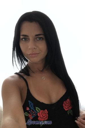182837 - Veranika Age: 30 - Russia