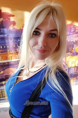 184506 - Anastasia Age: 33 - Belarus