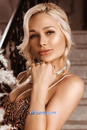 193218 - Svetlana Age: 29 - Russia