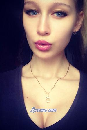193240 - Aleksandra Age: 26 - Russia