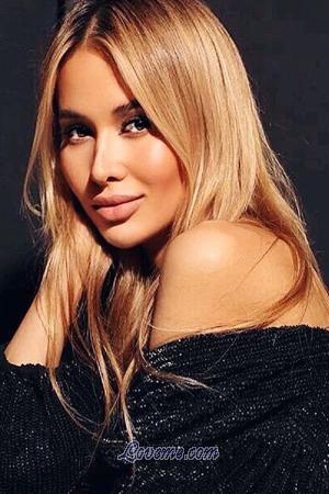 196740 - Berta Age: 31 - Russia