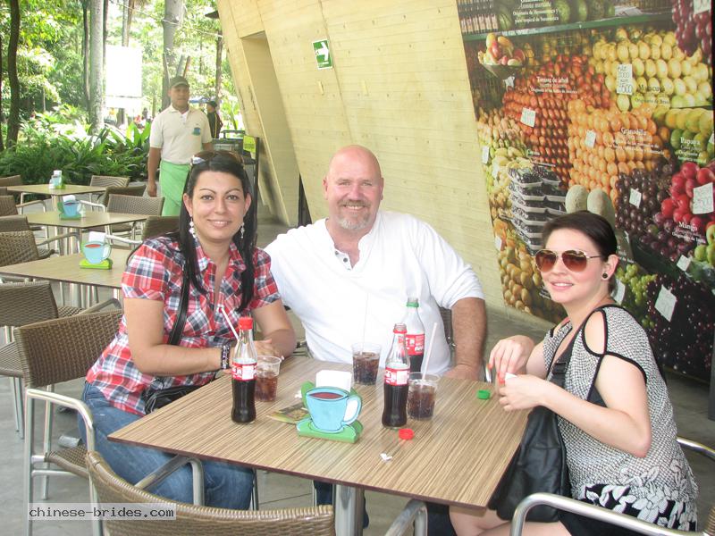 medellin-women-39